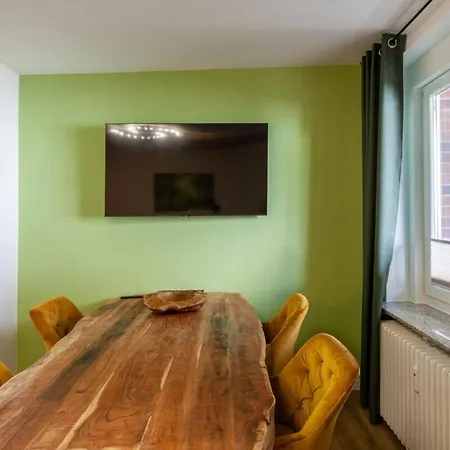 Apartment Am Bach 3 Mit Balkon